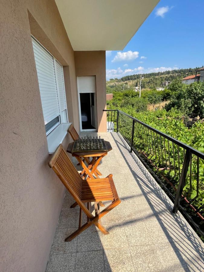 Entire 1-Bedroom Apartment With Free Parking Подгорица Экстерьер фото